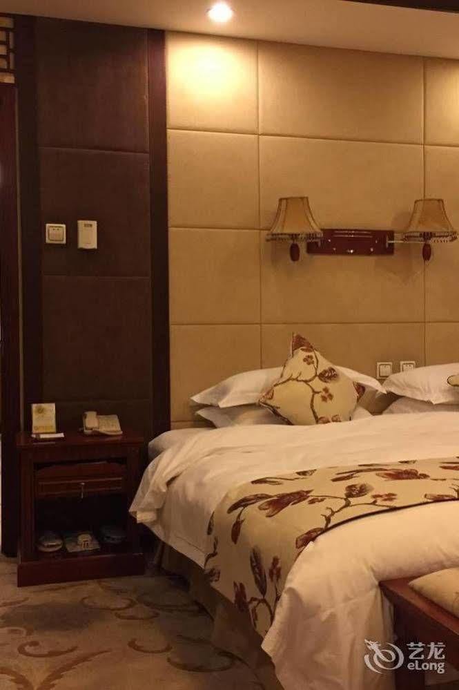 Desheng Hotel Beijing Exterior photo